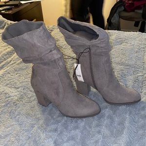 Grey boots